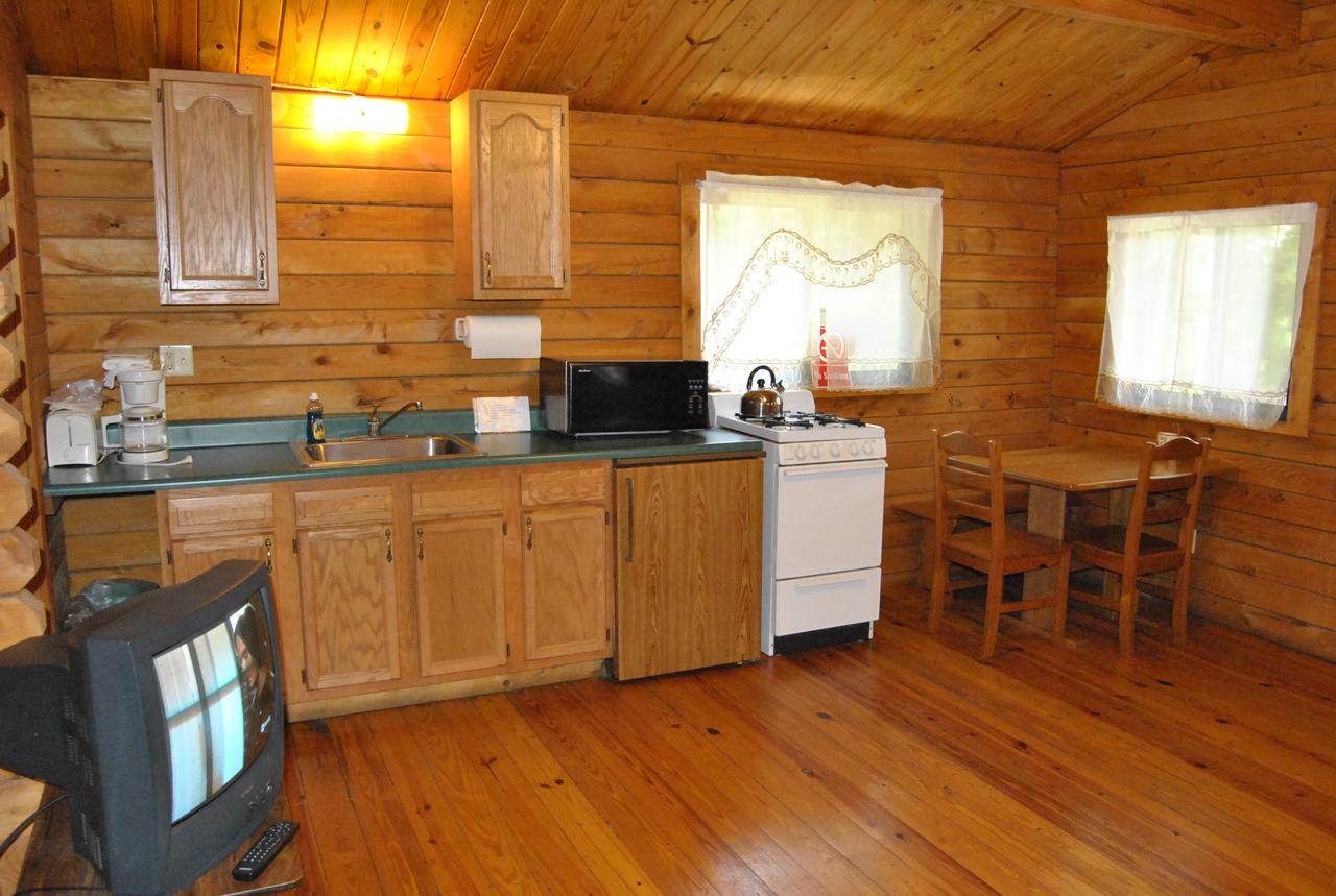 Robin Hill Camping Resort One-Bedroom Cottage 8 Lenhartsville Екстер'єр фото