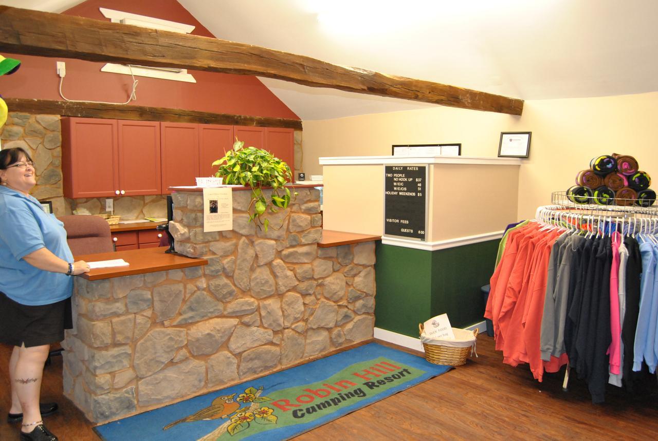 Robin Hill Camping Resort One-Bedroom Cottage 8 Lenhartsville Екстер'єр фото